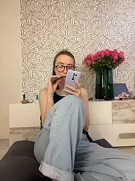 Persephone Kore online show from February 2026 05:01:01 PM