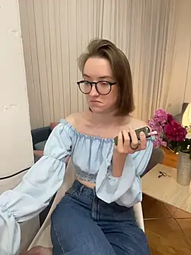 Snapshot of Persephone_Kore chatting on May 2026 06:13:01 PM Persephone Kore online show from May 2026 06:13:01 PM