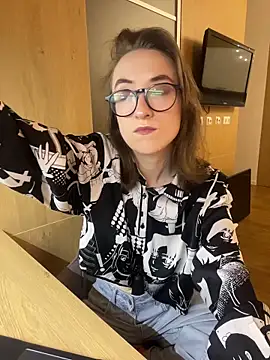 Persephone Kore online show from March 2026 06:21:02 PM