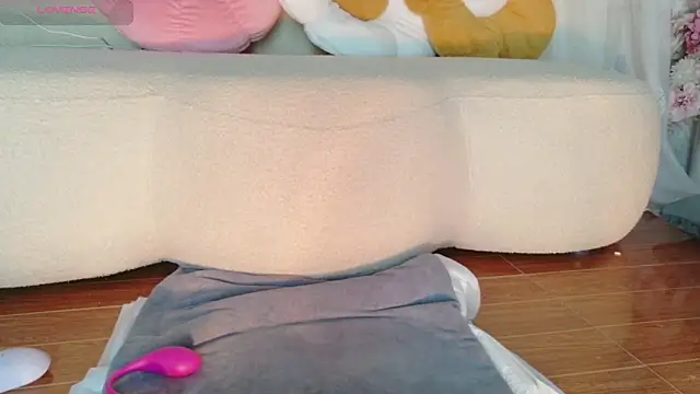 Bee bee1 online show from March 2026 02:02:01 AM