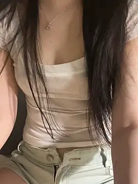 Linaa sexxy online show from June 2026 03:32:02 PM
