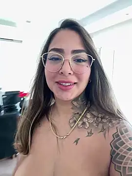 maferalvarexxx online show from June 2026 04:00:01 PM