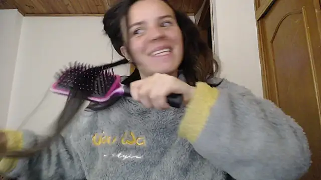 Shanel Lozano online show from May 2026 11:38:02 PM