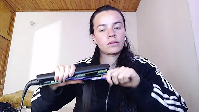 Shanel Lozano online show from June 2026 05:58:01 PM
