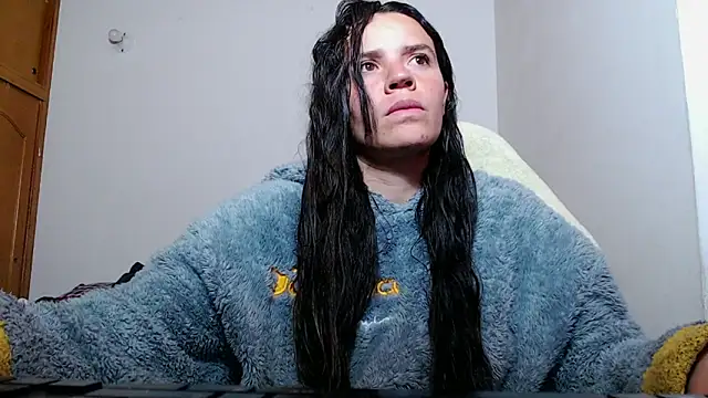 Shanel Lozano online show from March 2026 10:44:01 PM