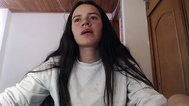Shanel Lozano online show from May 2026 06:22:01 PM