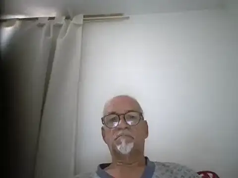 Snapshot of Patyman chatting on April 2026 04:14:01 PM Patyman online show from April 2026 04:14:01 PM