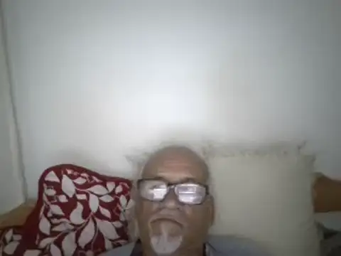 Snapshot of Patyman chatting on May 2026 11:43:02 PM Patyman online show from May 2026 11:43:02 PM