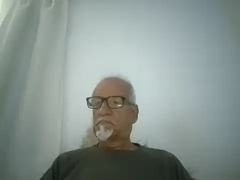 Snapshot of Patyman chatting on May 2026 10:14:01 PM Patyman online show from May 2026 10:14:01 PM