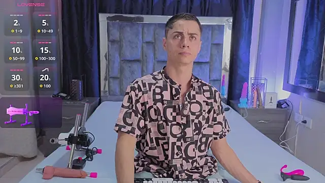 LeoMonnroe online show from March 2026 07:16:01 PM