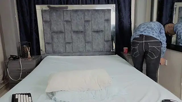 LeoMonnroe online show from February 2026 07:03:02 PM