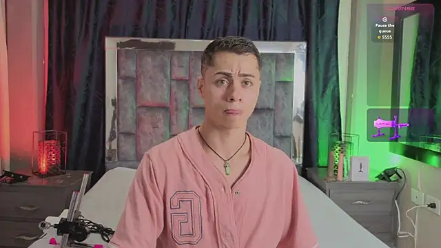 LeoMonnroe online show from March 2026 07:21:01 PM