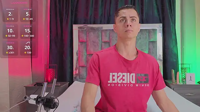 LeoMonnroe online show from March 2026 05:03:01 PM