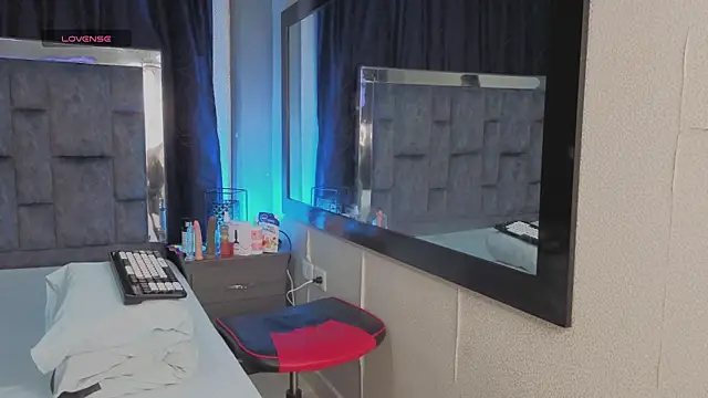 LeoMonnroe online show from March 2026 05:31:02 PM