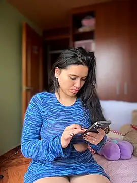 Veronica Wins  online show from June 2026 02:11:01 PM