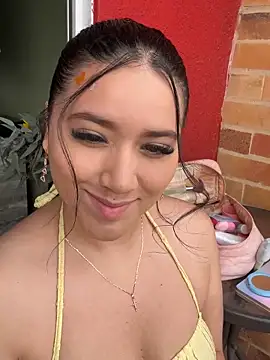 Veronica Wins  online show from April 2026 05:08:01 PM