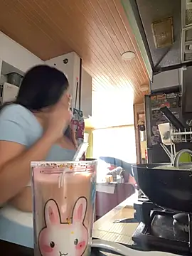 Veronica Wins  online show from April 2026 05:25:01 PM