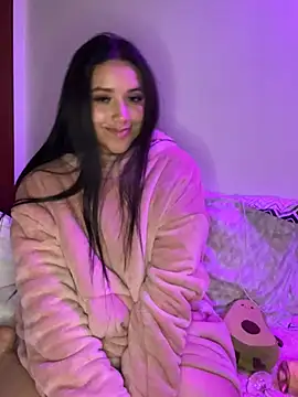 Snapshot of Veronica_Wins_ chatting on April 2026 02:27:02 AM Veronica Wins online show from April 2026 02:27:02 AM