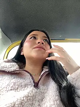 Veronica Wins  online show from January 2026 07:07:02 PM