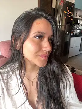 Veronica Wins  online show from April 2026 06:59:02 PM