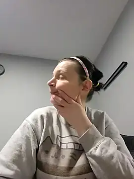 roksa2026 online show from February 2026 06:19:02 PM