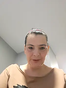 Snapshot of roksa2026 chatting on April 2026 10:22:02 AM roksa2026 online show from April 2026 10:22:02 AM