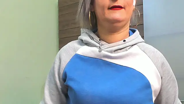 Hadde multisquirt online show from February 2026 12:05:02 PM