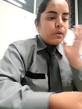 Isabel 3 online show from February 2026 01:58:01 AM