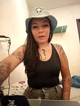 l-u-aa online show from April 2026 01:35:01 PM