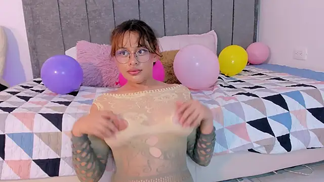 rosse taylorx1 online show from April 2026 06:54:01 PM