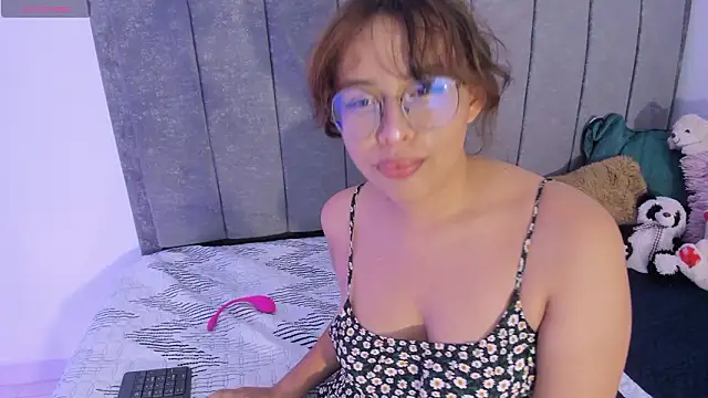 rosse taylorx1 online show from March 2026 06:48:01 PM