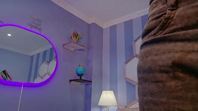 yvi taylor online show from April 2026 11:56:02 AM