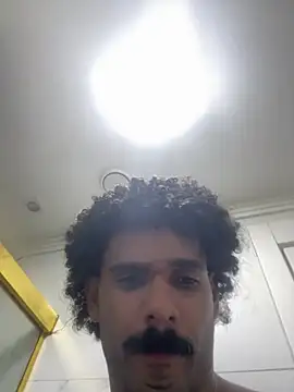 Snapshot of Gustavo17model chatting on February 2026 12:23:01 PM Gustavo17model online show from February 2026 12:23:01 PM