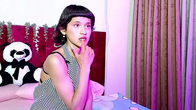 Snapshot of Veronica_Lamberth chatting on February 2026 04:56:01 AM Veronica Lamberth online show from February 2026 04:56:01 AM