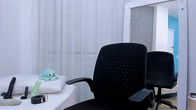 ViictoriiaSaenz online show from March 2026 04:58:02 AM