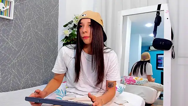 ViictoriiaSaenz online show from June 2026 01:16:02 AM