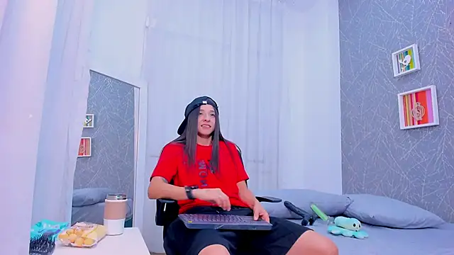 ViictoriiaSaenz online show from March 2026 09:37:01 PM