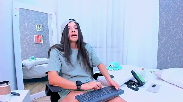 ViictoriiaSaenz online show from March 2026 05:07:01 AM