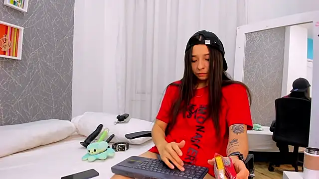 ViictoriiaSaenz online show from March 2026 04:47:01 AM