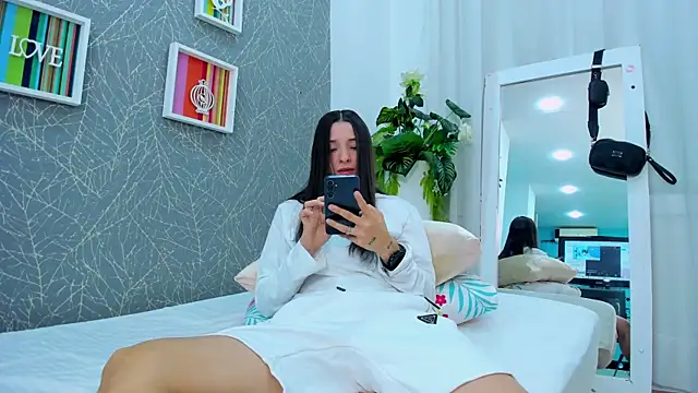 ViictoriiaSaenz online show from May 2026 03:25:02 AM