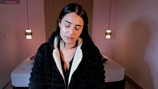 Brendajennerr online show from February 2026 03:58:01 AM