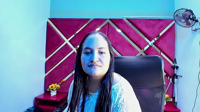 MiaRouss69 online show from February 2026 03:51:02 AM