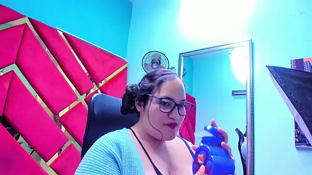 MiaRouss69 online show from February 2026 04:53:01 AM