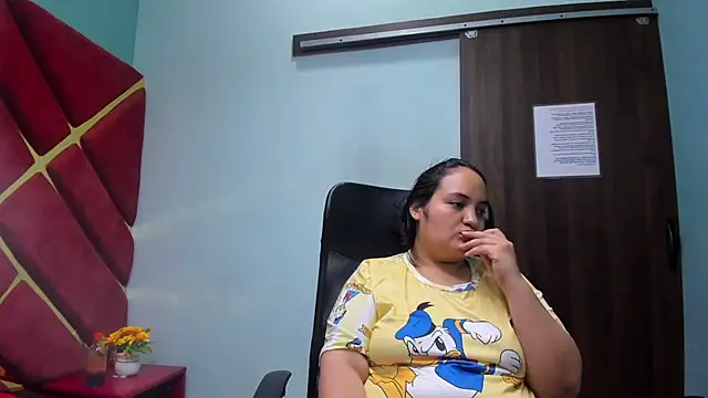 MiaRouss69 online show from February 2026 12:21:02 AM