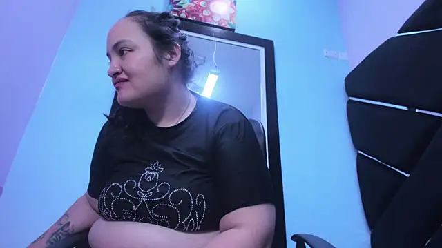 MiaRouss69 online show from April 2026 08:38:02 AM