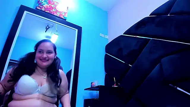 MiaRouss69 online show from May 2026 02:58:01 AM