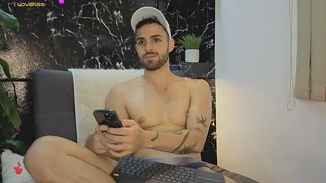 Apolo lux1 online show from January 2026 02:40:01 AM