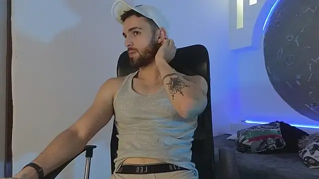 Snapshot of Apolo_lux1 chatting on February 2026 08:26:01 PM Apolo lux1 online show from February 2026 08:26:01 PM