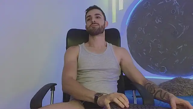 Apolo lux1 online show from March 2026 06:58:01 PM