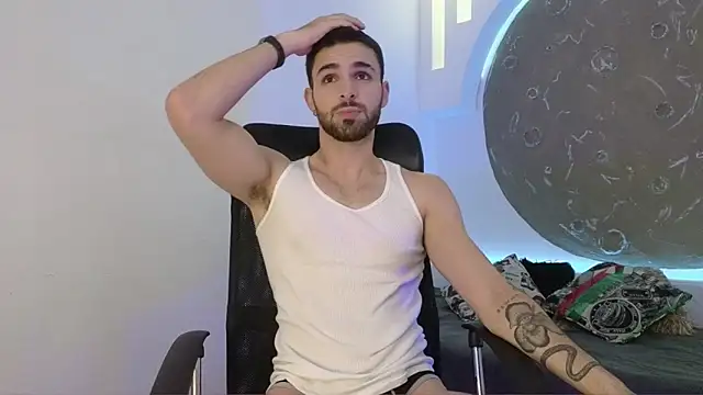 Snapshot of Apolo_lux1 chatting on February 2026 08:41:02 PM Apolo lux1 online show from February 2026 08:41:02 PM